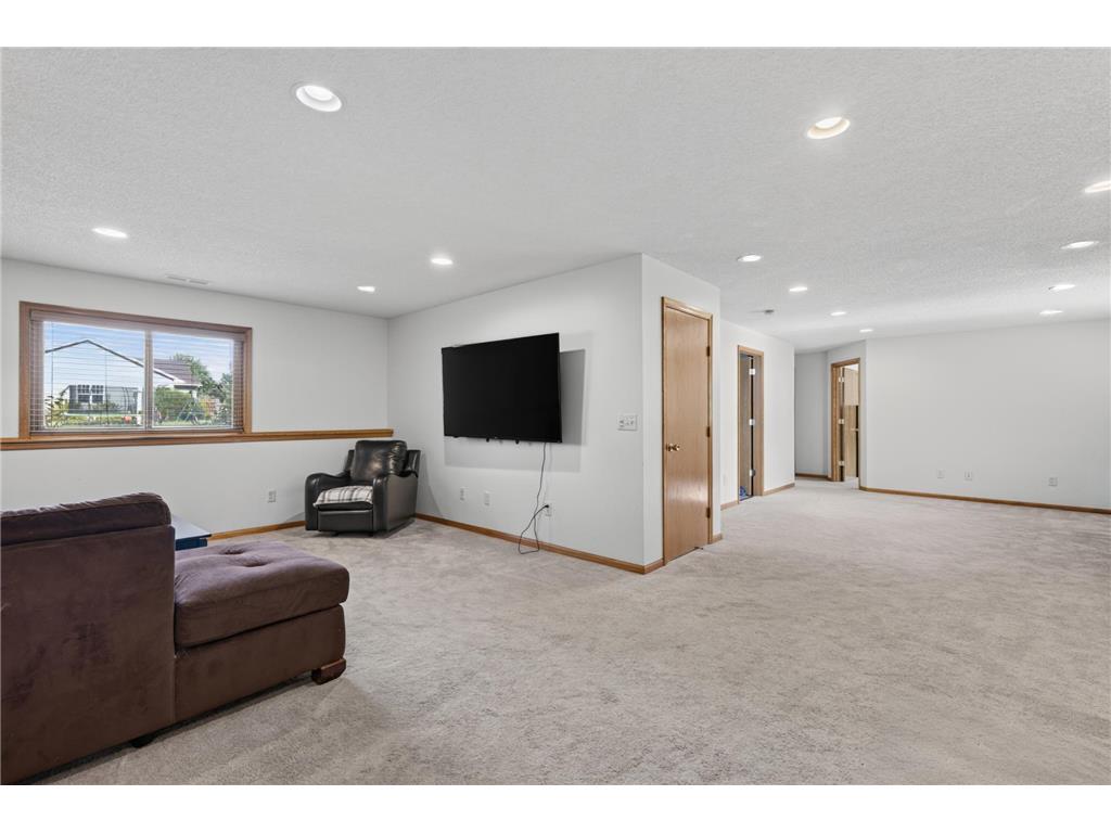 259 Fieldcrest Avenue Montrose MN 55363 7093158 image32