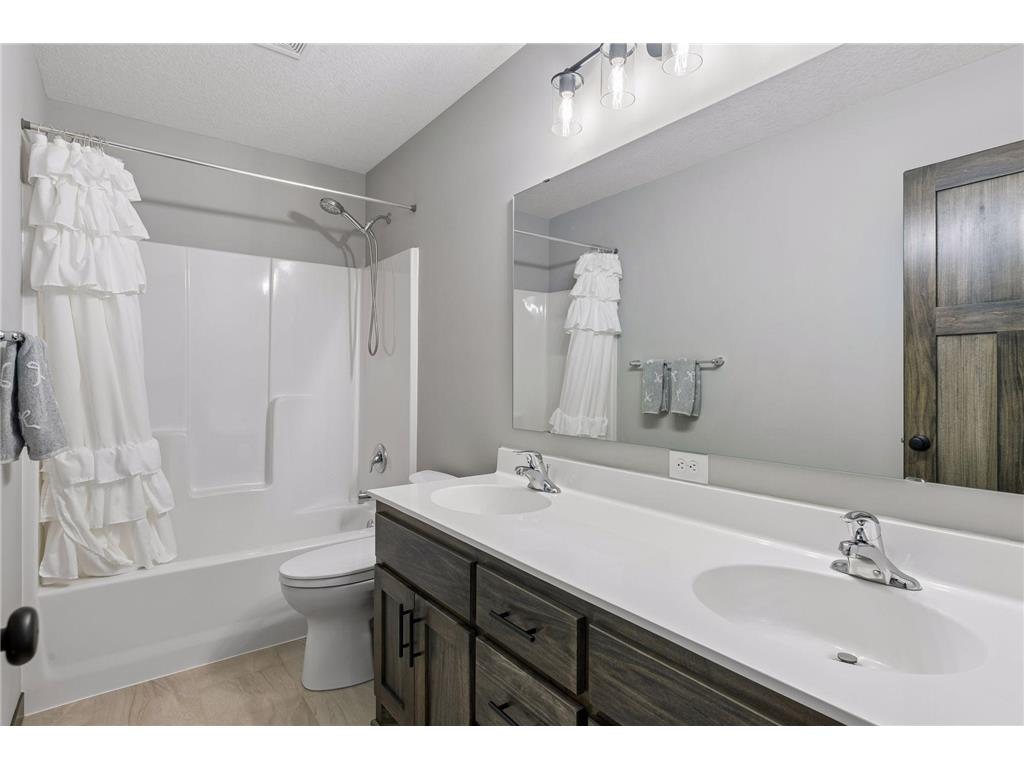 259 Lori Lane Delano MN 55328 7065890 image24