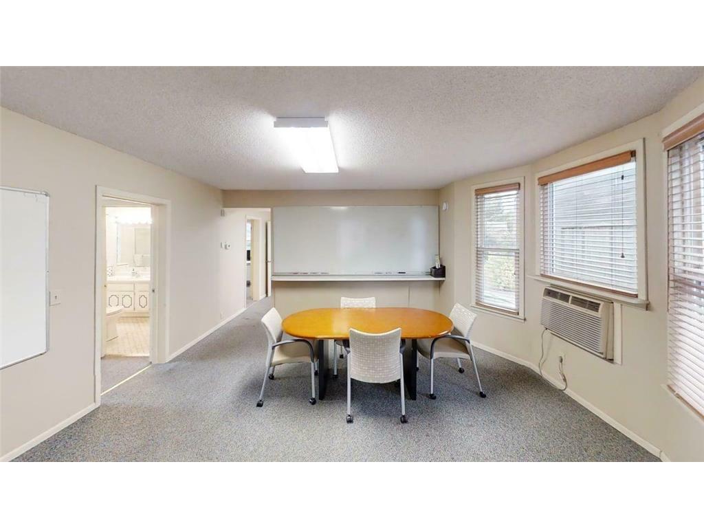 259 University Avenue W Saint Paul MN 55103 7079483 image7