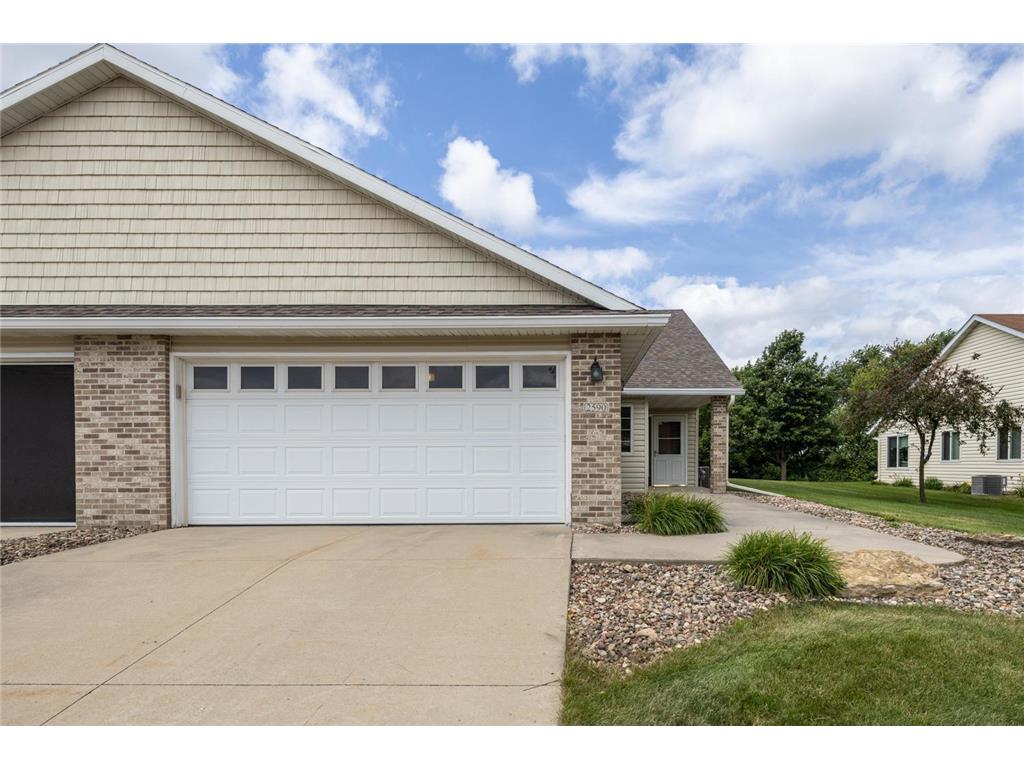 2590 Hawk Ridge Court SE Rochester MN 55904 6753511 image1