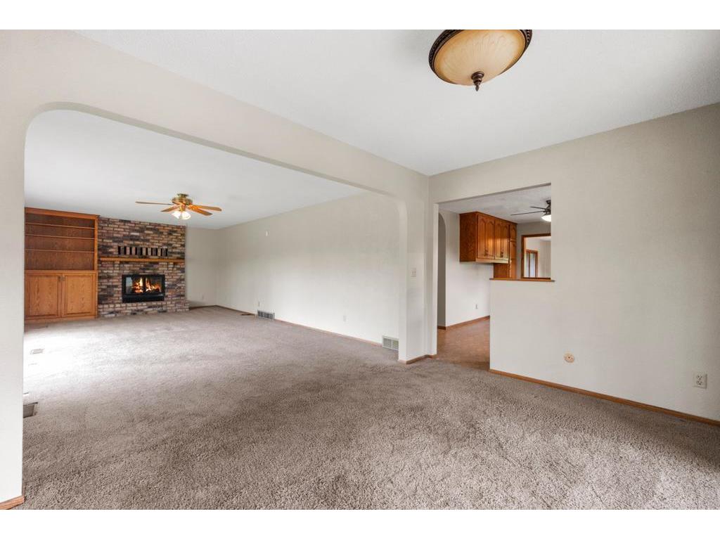 2591 Carver Avenue E Maplewood MN 55119 6702970 image11