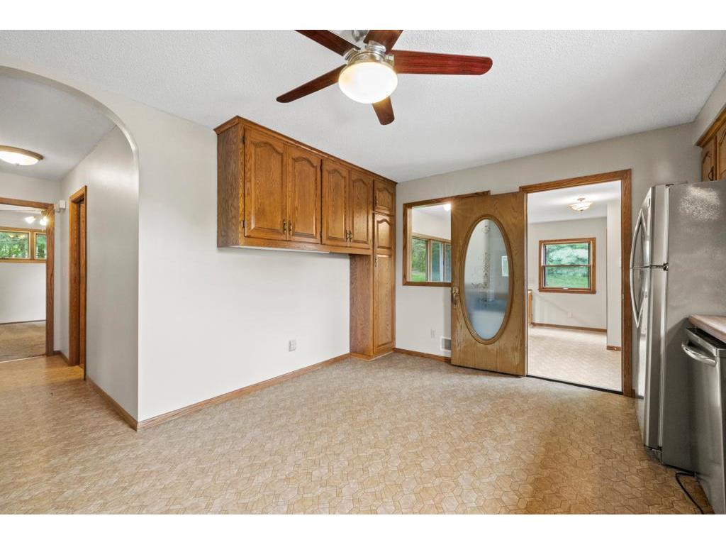 2591 Carver Avenue E Maplewood MN 55119 6702970 image16