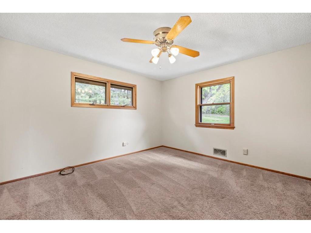 2591 Carver Avenue E Maplewood MN 55119 6702970 image17