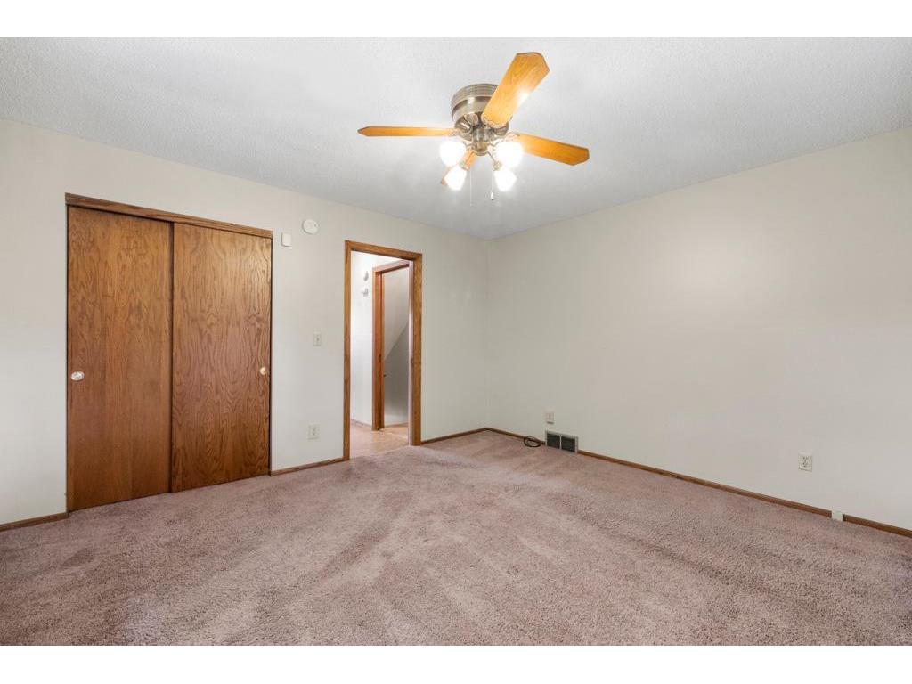 2591 Carver Avenue E Maplewood MN 55119 6702970 image18