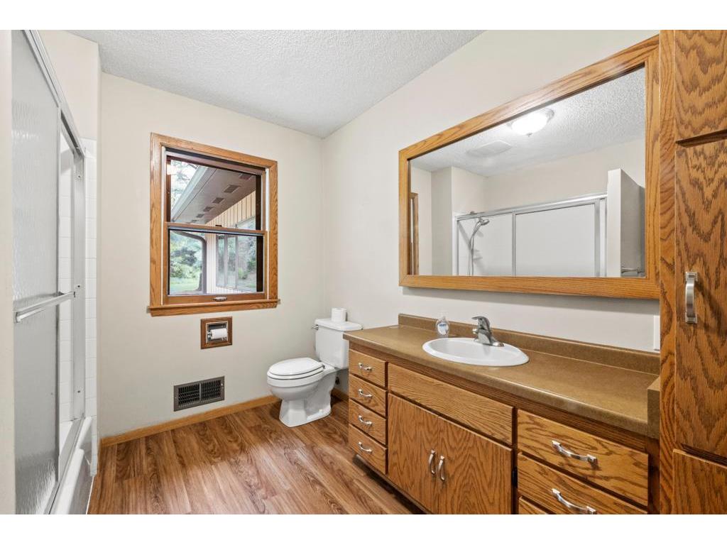 2591 Carver Avenue E Maplewood MN 55119 6702970 image19