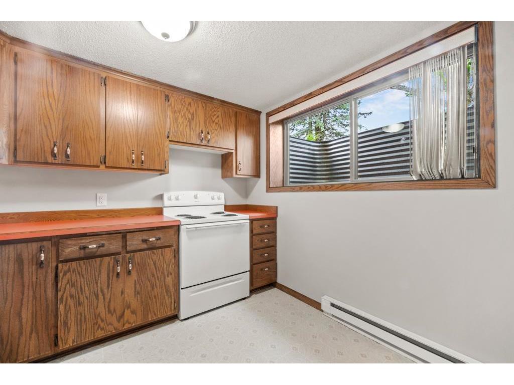 2591 Carver Avenue E Maplewood MN 55119 6702970 image33