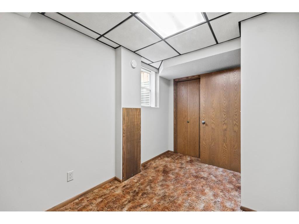 2591 Carver Avenue E Maplewood MN 55119 6702970 image35