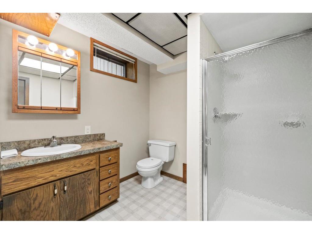 2591 Carver Avenue E Maplewood MN 55119 6702970 image36