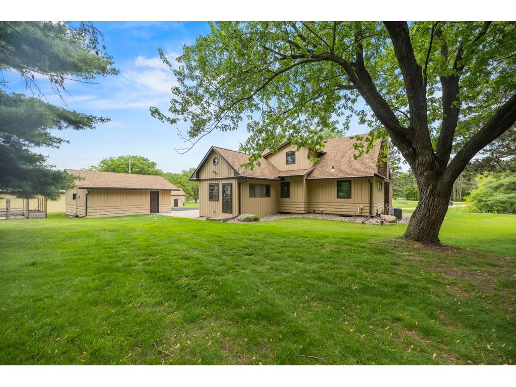 2591 Carver Avenue E Maplewood MN 55119 6702970 image40