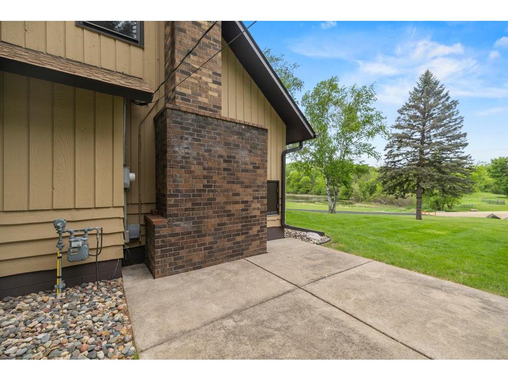 2591 Carver Avenue E Maplewood MN 55119 6702970 image42