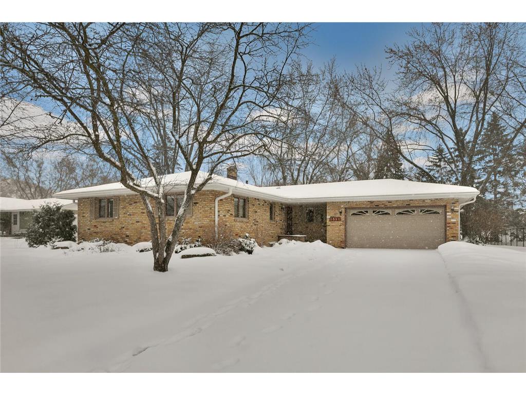 2592 Oak Drive White Bear Lake MN 55110 6510039 image1