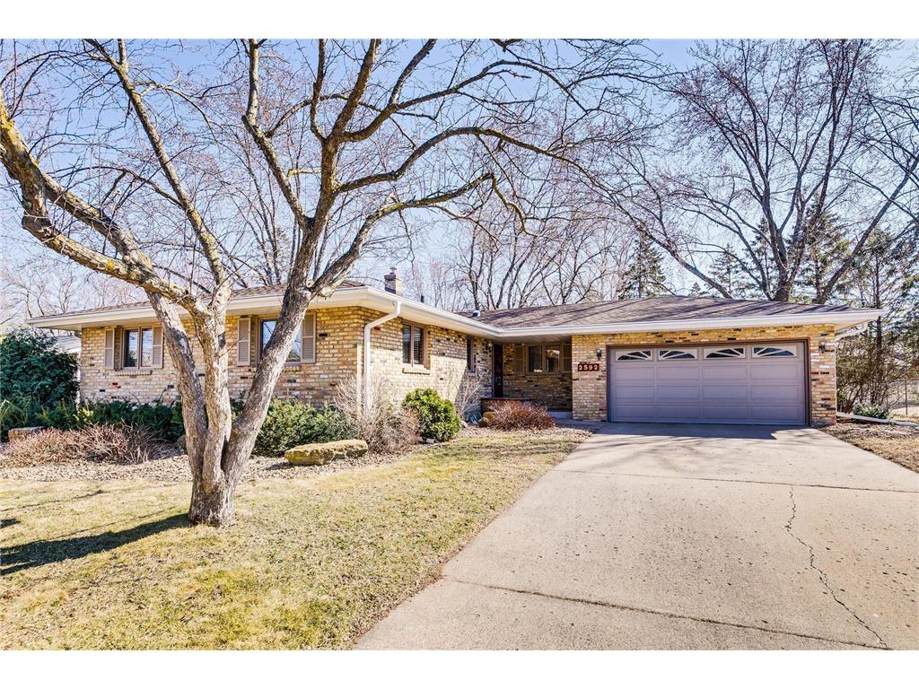 2592 Oak Drive White Bear Lake MN 55110 6683902 image1