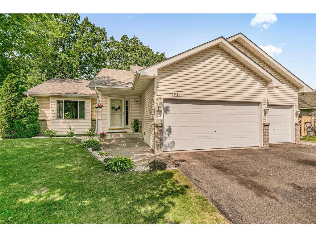 25924 14th Street W Zimmerman MN 55398 6754548 image1