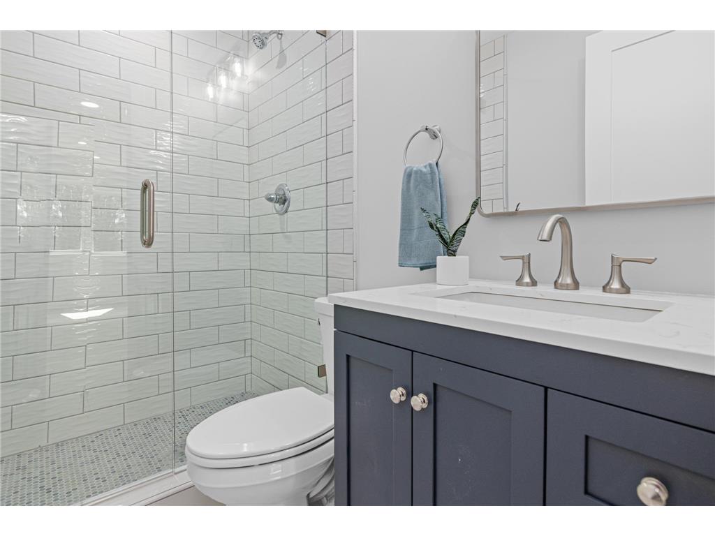 2593 Germain Street N Maplewood MN 55109 7092490 image18
