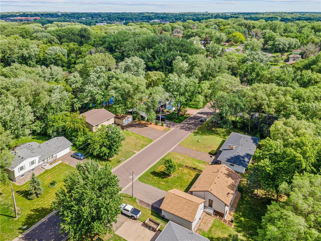 2593 Germain Street N Maplewood MN 55109 7092490 image36