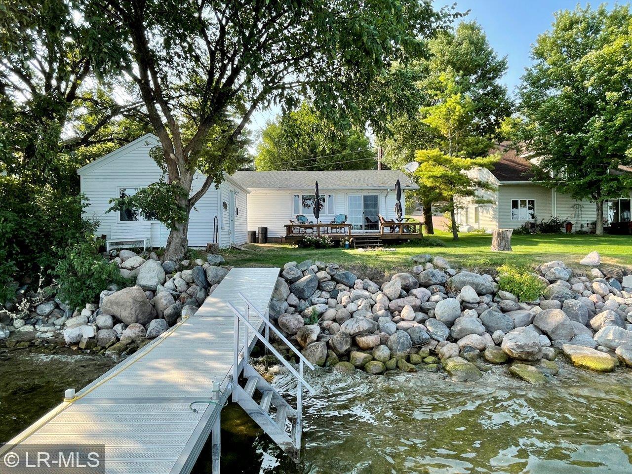 25930 Lida Shores Loop, Pelican Rapids, MN 56572 MLS 6082566 Edina