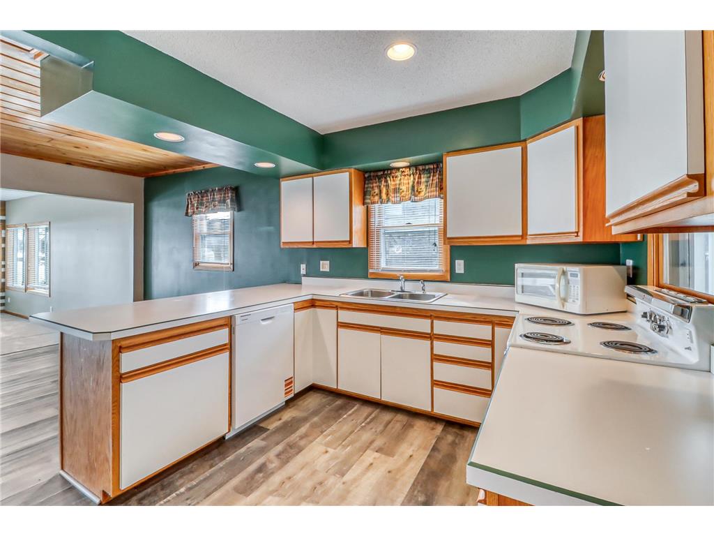 25934 Brolin Beach Road Detroit Twp MN 56501 - Floyd Lake 7038267 image14