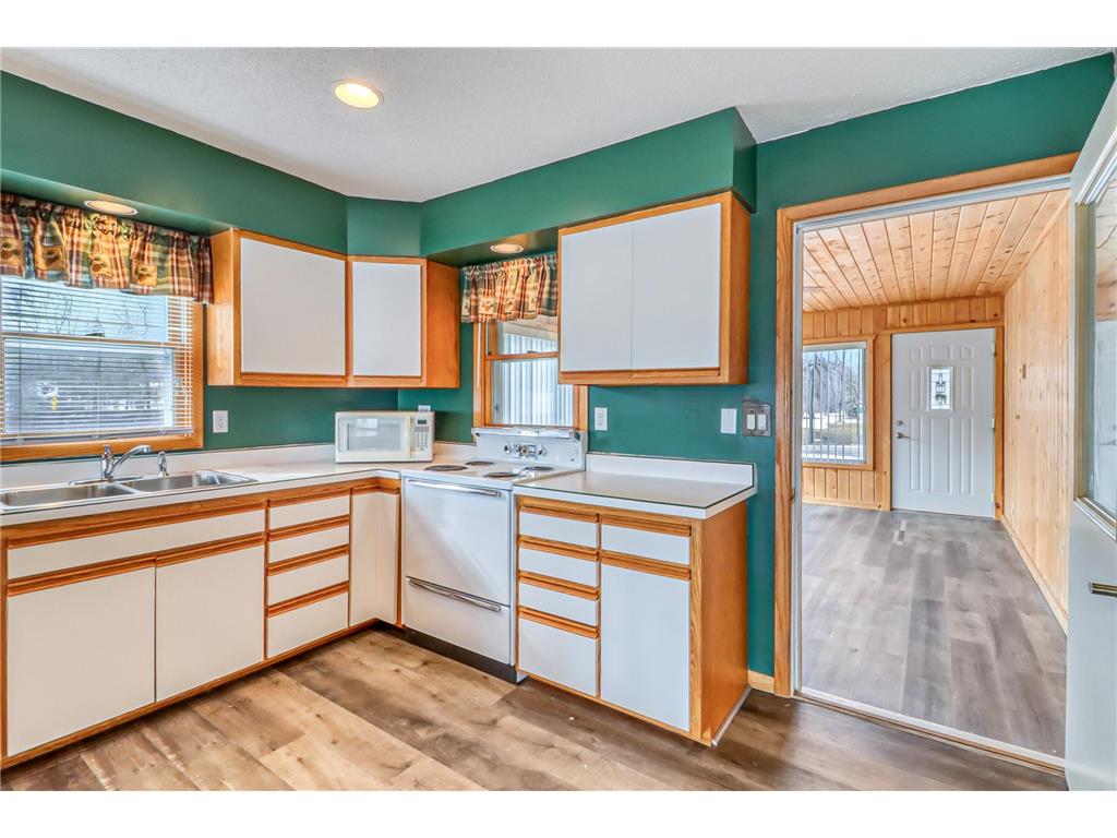 25934 Brolin Beach Road Detroit Twp MN 56501 - Floyd Lake 7038267 image16