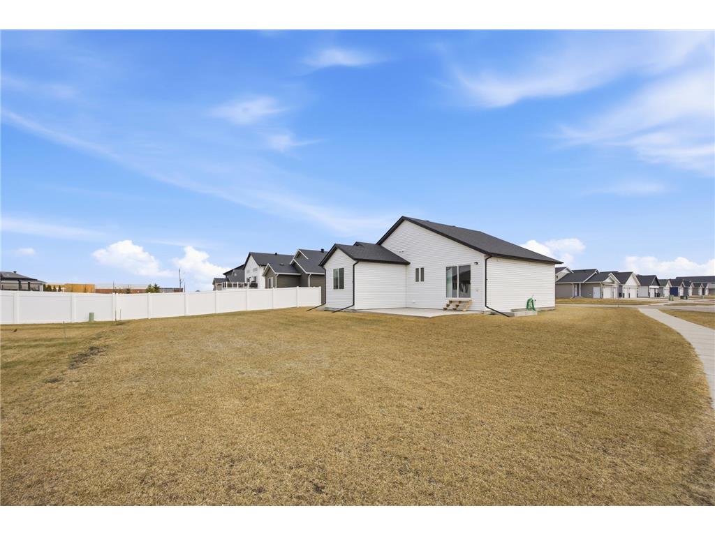 2595 72 Avenue S Fargo ND 58104 7102944 image41