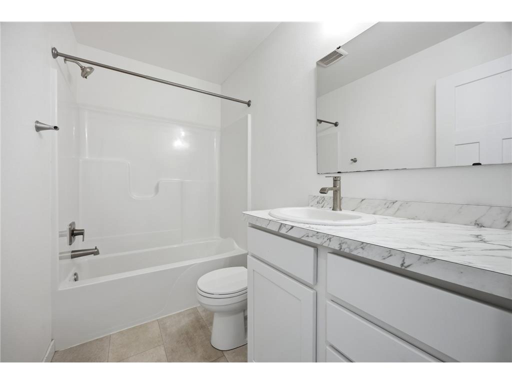 2595 72 Avenue S Fargo ND 58104 7102944 image5