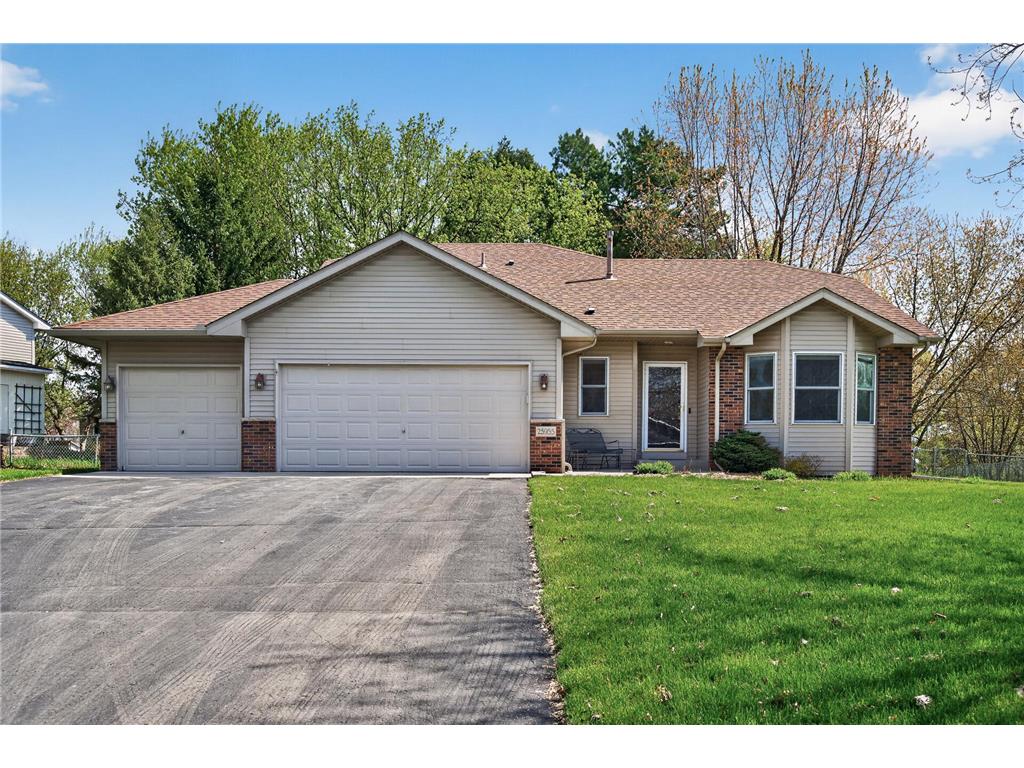 25955 Glen Oak Drive Wyoming MN 55092 7013427 image1