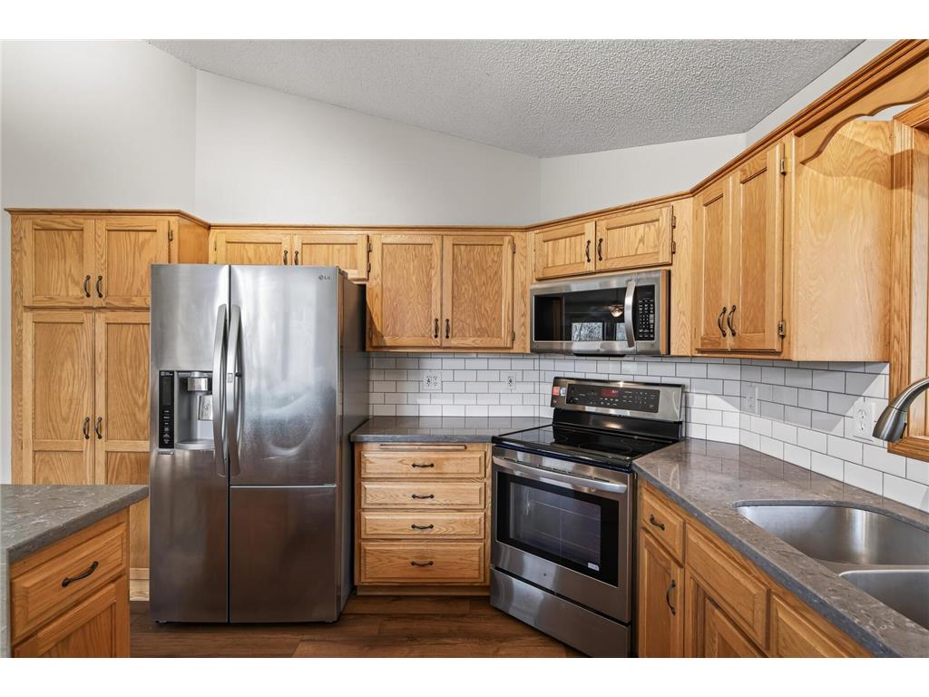 25955 Glen Oak Drive Wyoming MN 55092 7013427 image20