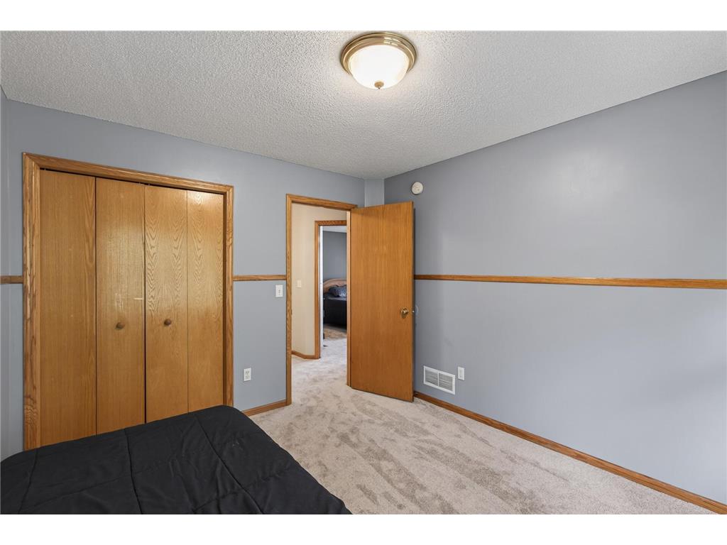 25955 Glen Oak Drive Wyoming MN 55092 7013427 image32