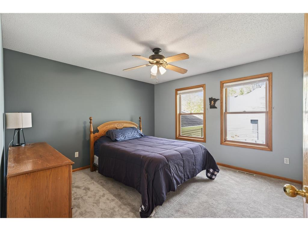 25955 Glen Oak Drive Wyoming MN 55092 7013427 image8