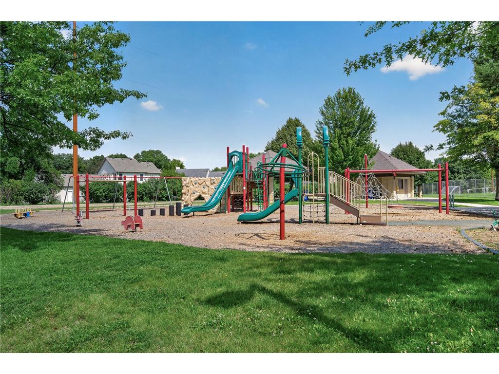 2597 Bedford Court #27 Mendota Heights MN 55120 7104914 image26