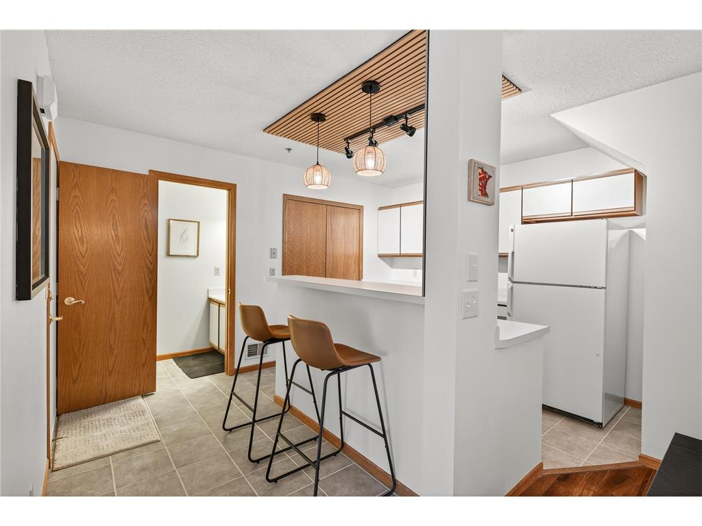 2597 Bedford Court #27 Mendota Heights MN 55120 7104914 image5