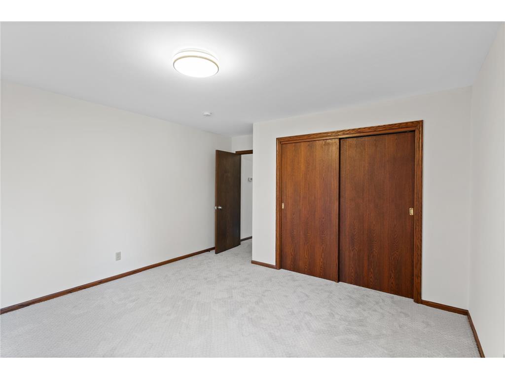 2597 Burke Avenue E North Saint Paul MN 55109 7006163 image18