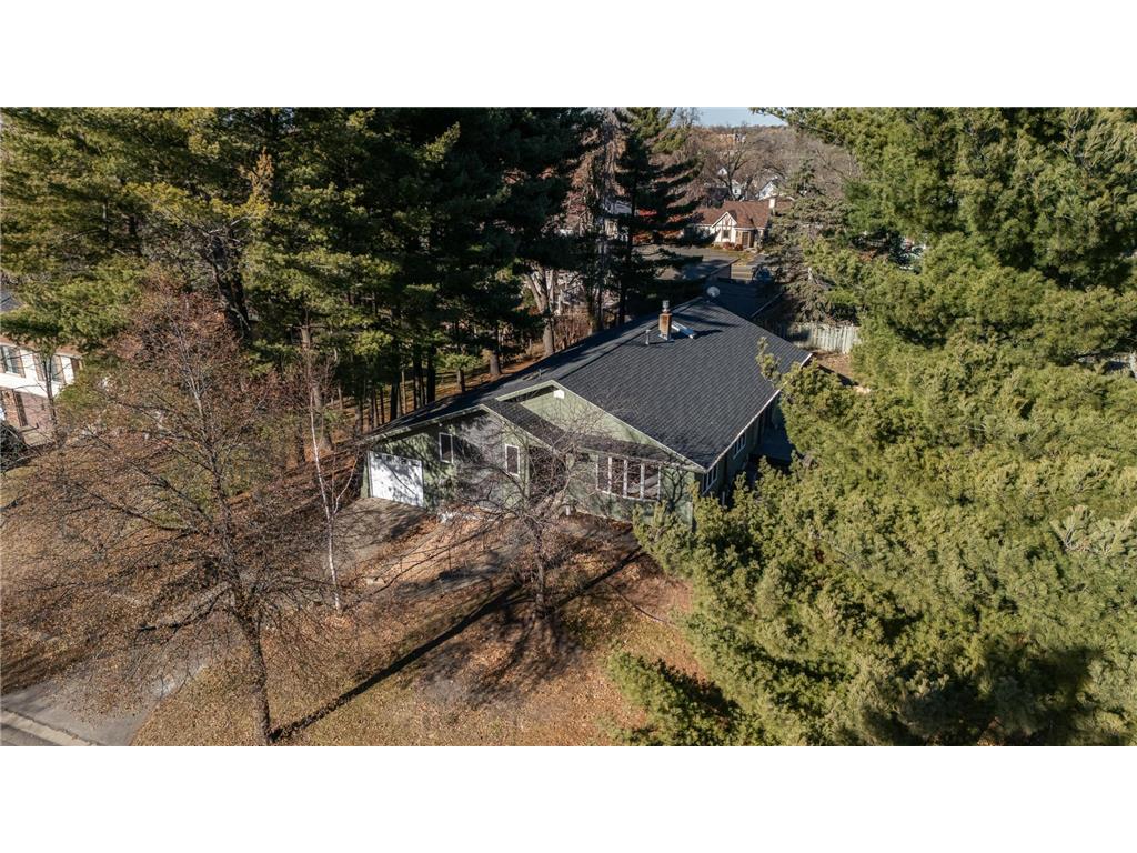 2597 Burke Avenue E North Saint Paul MN 55109 7006163 image21