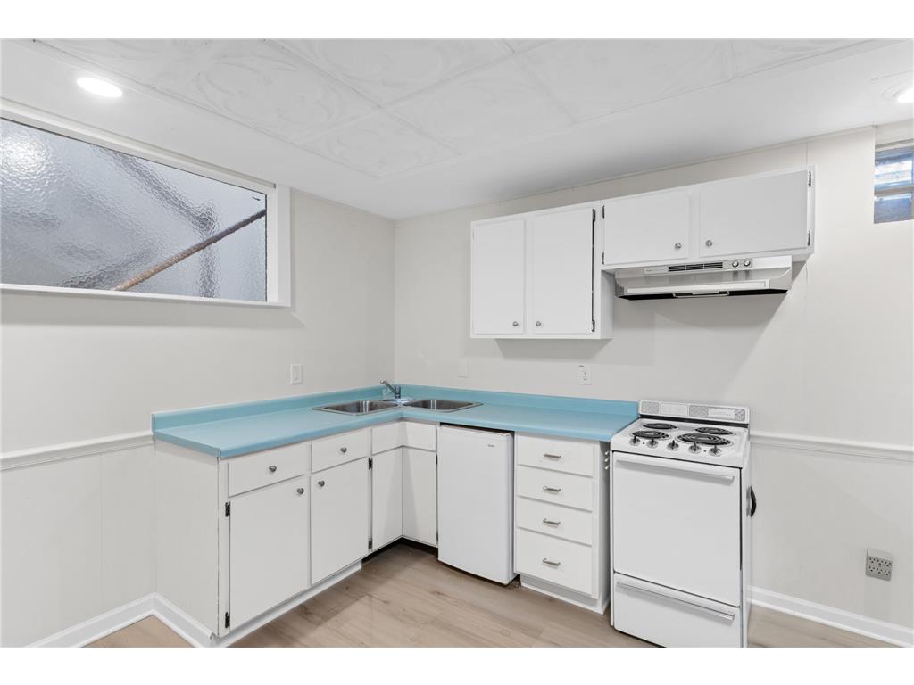 2597 Burke Avenue E North Saint Paul MN 55109 7006163 image24