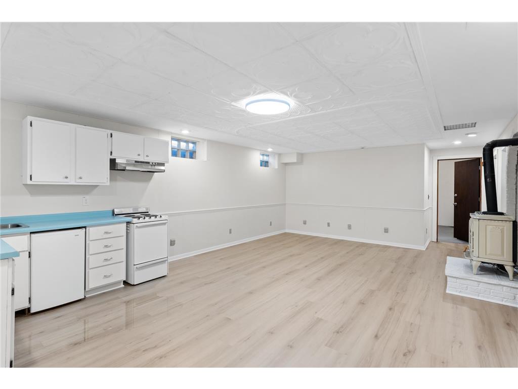 2597 Burke Avenue E North Saint Paul MN 55109 7006163 image26