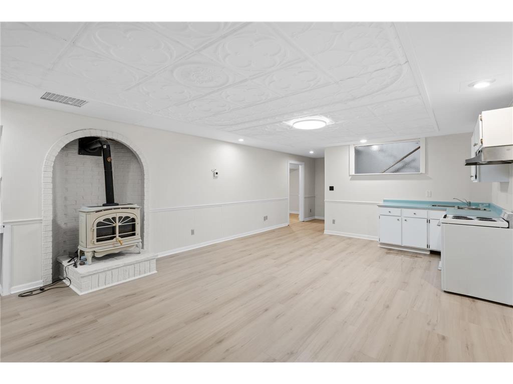 2597 Burke Avenue E North Saint Paul MN 55109 7006163 image27