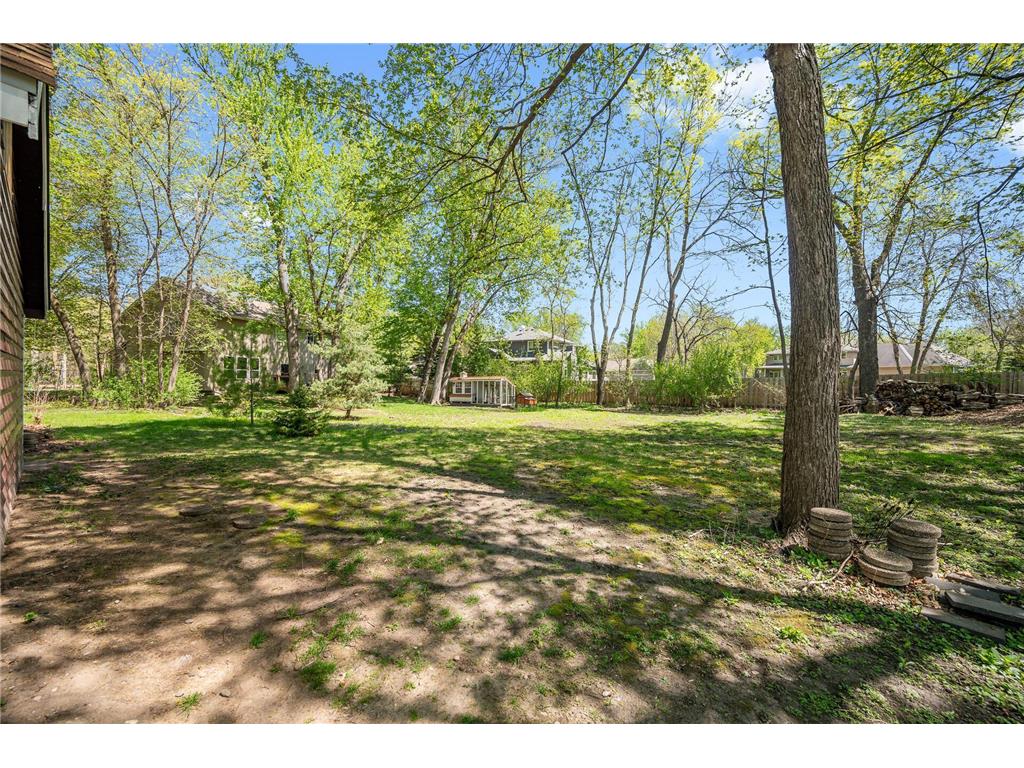 25985 Smithtown Road Shorewood MN 55331 7013570 image90