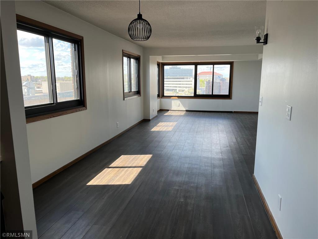 26 10th Street W #1002 Saint Paul MN 55102 6562278 image1