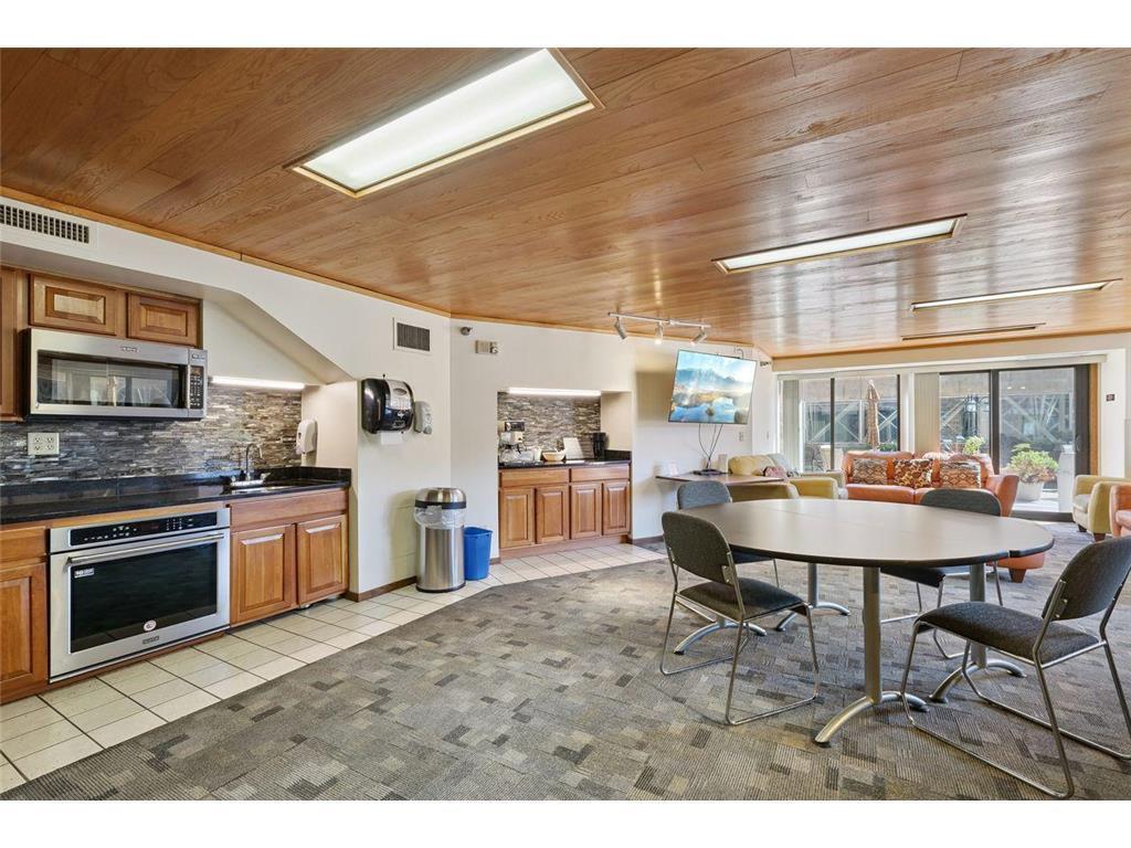 26 10th Street W #1005 Saint Paul MN 55102 7036663 image12