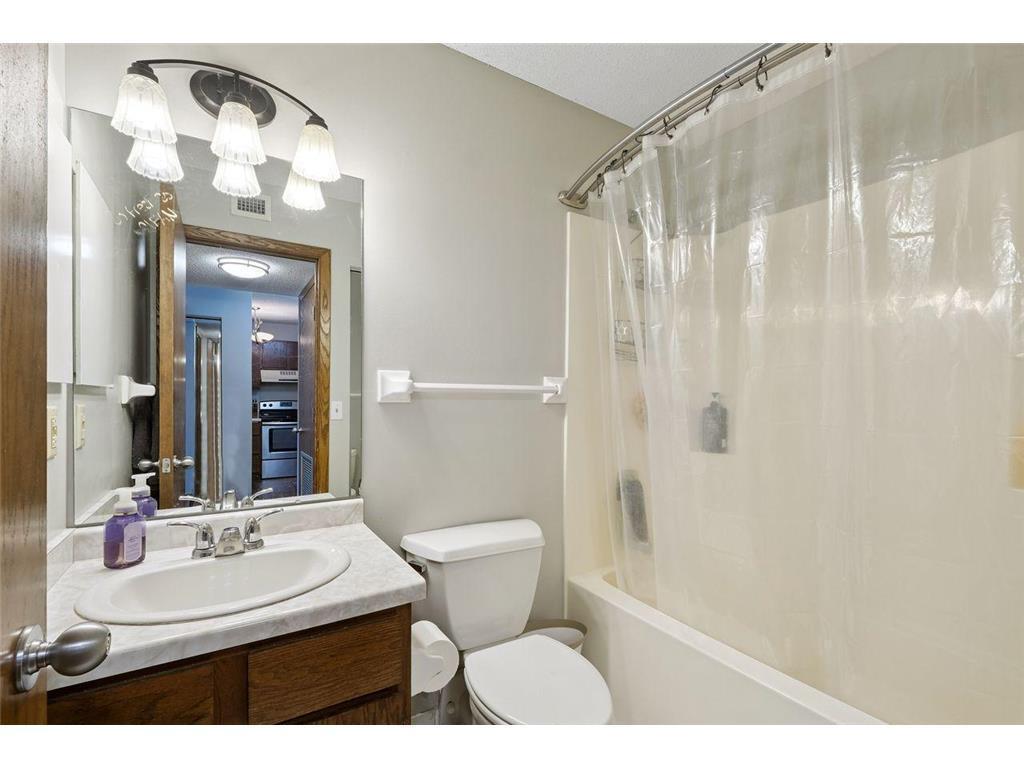 26 10th Street W #1005 Saint Paul MN 55102 7036663 image9