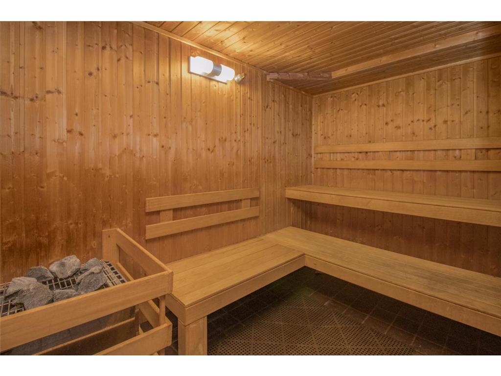 26 10th Street W #1701 Saint Paul MN 55102 6717350 image31