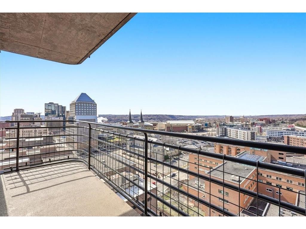 26 10th Street W #1809 Saint Paul MN 55102 7056353 image1