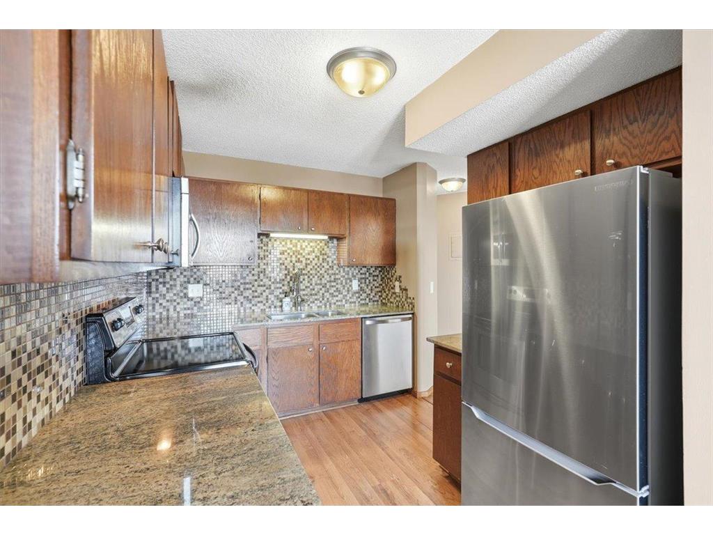 26 10th Street W #1809 Saint Paul MN 55102 7056353 image10