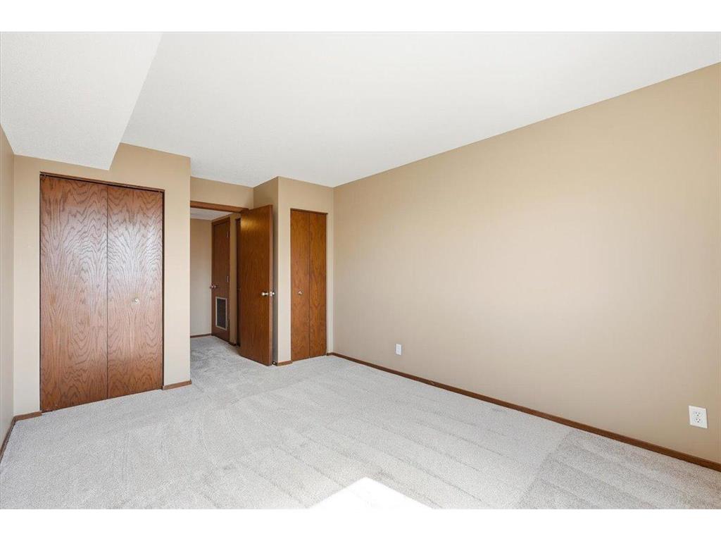 26 10th Street W #1809 Saint Paul MN 55102 7056353 image13