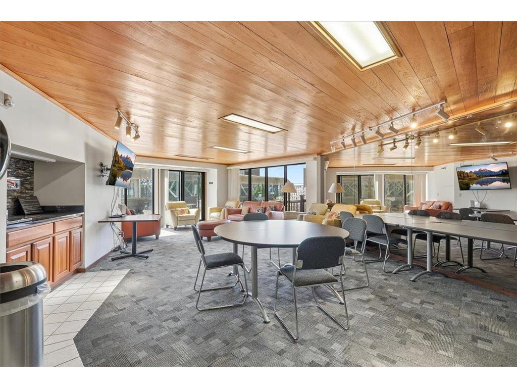 26 10th Street W #1809 Saint Paul MN 55102 7056353 image16