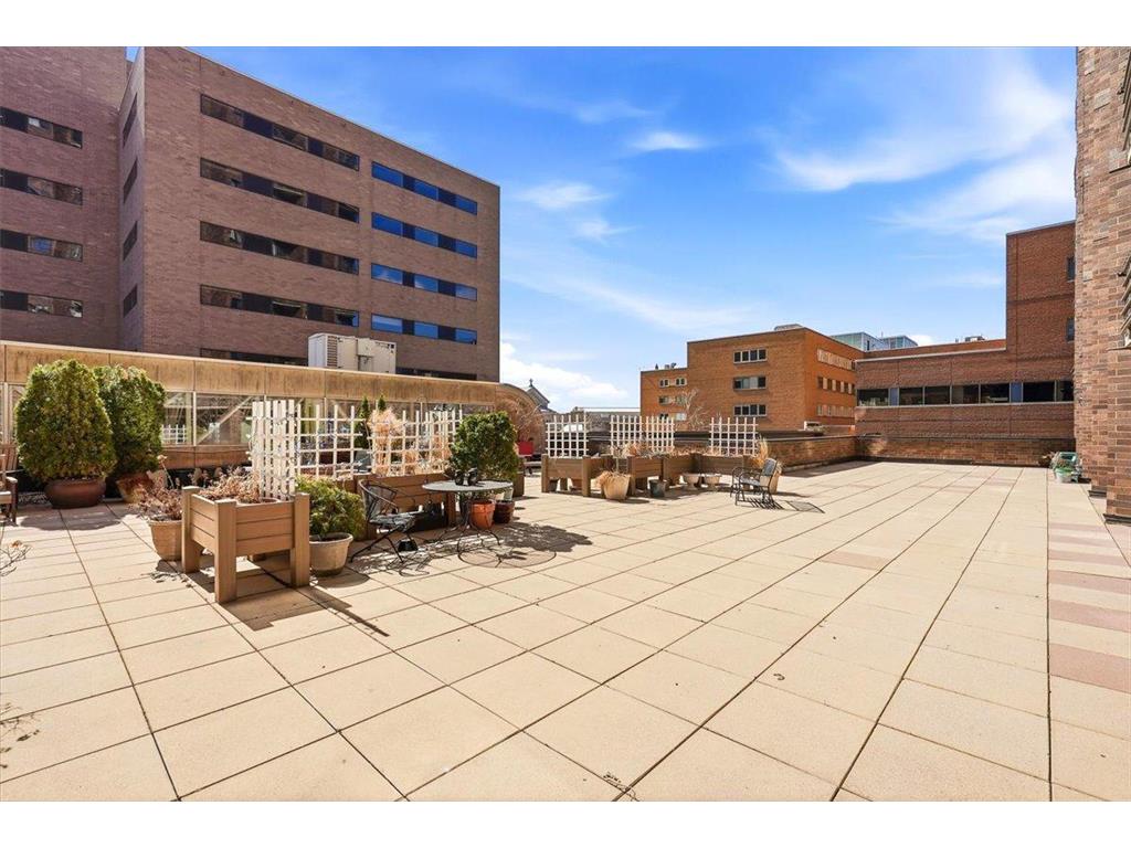 26 10th Street W #1809 Saint Paul MN 55102 7056353 image22