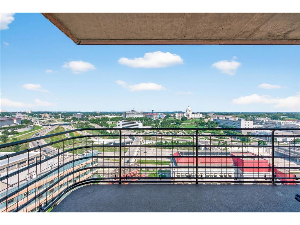 26 10th Street W #2006 Saint Paul MN 55102 6770286 image1