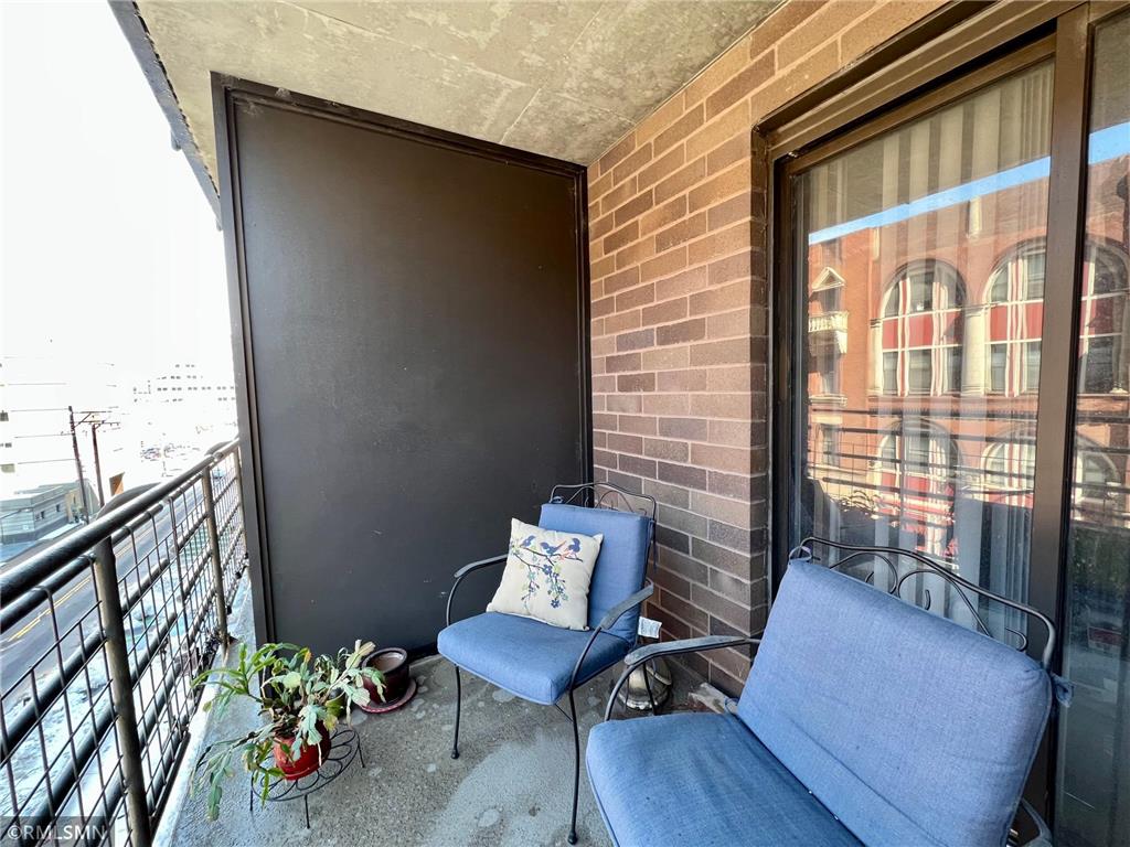 26 10th Street W #402 Saint Paul MN 55102 6360499 image1