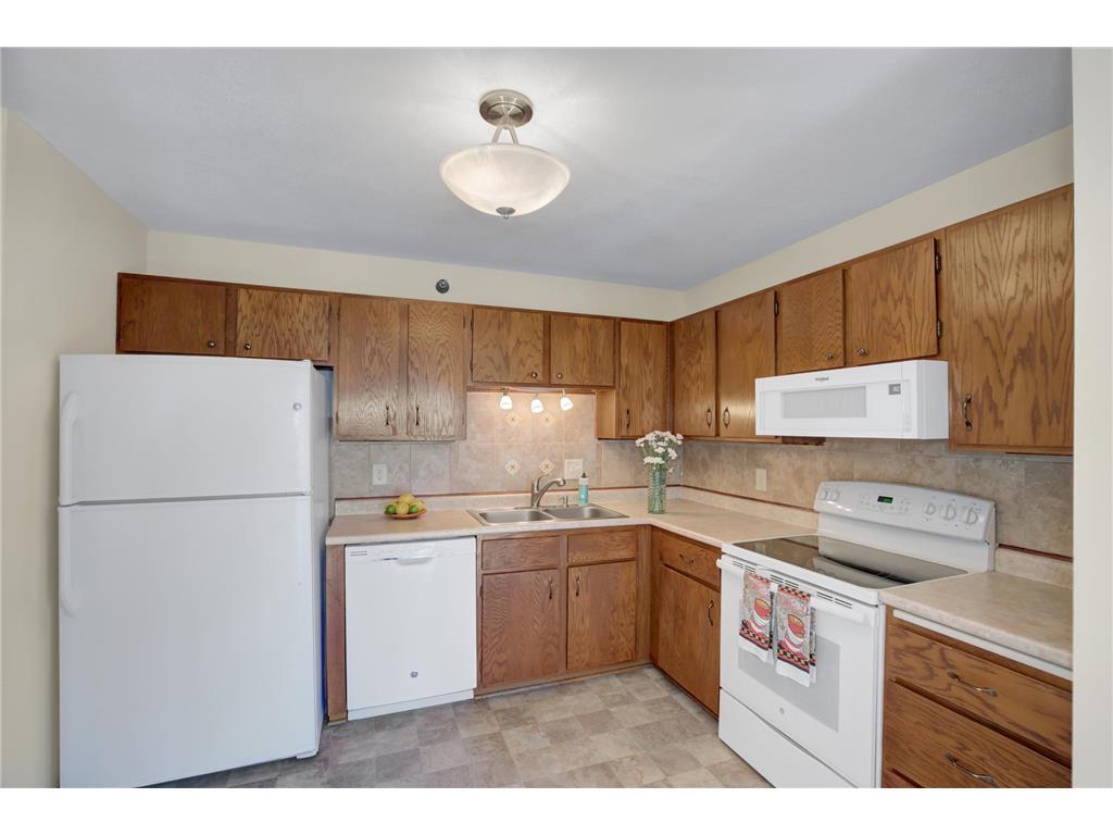 26 10th Street W #502 Saint Paul MN 55102 6816672 image3