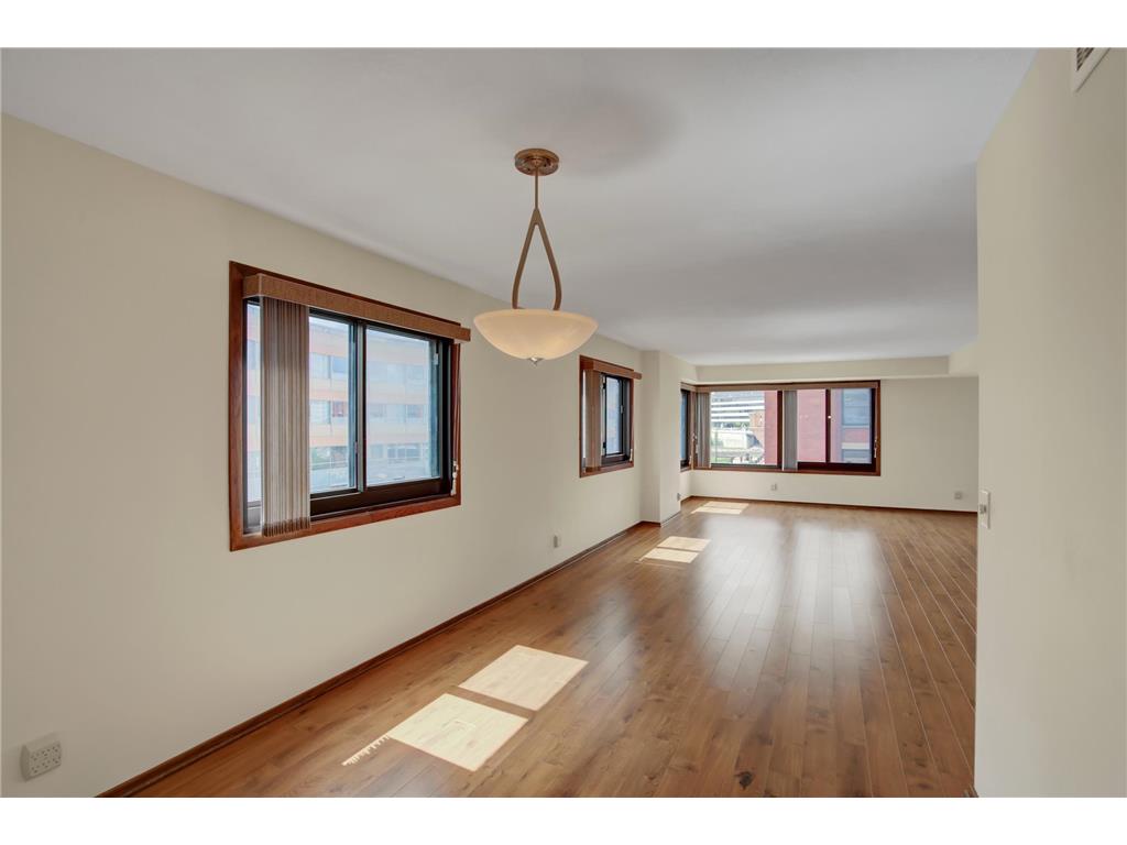 26 10th Street W #502 Saint Paul MN 55102 6816672 image8