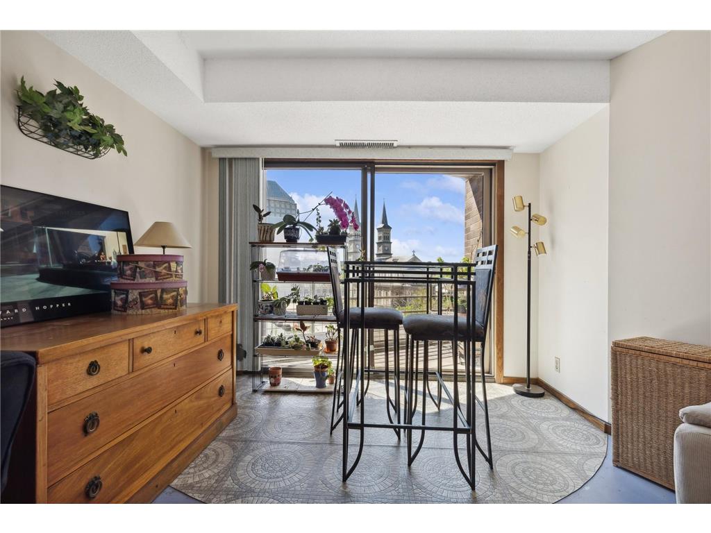 26 10th Street W #503 Saint Paul MN 55102 6522282 image1